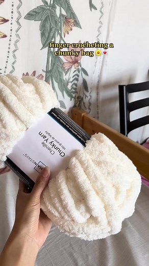 DIY Finger Crochet Bag Tutorial