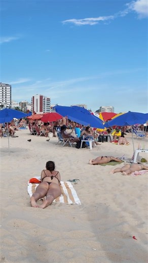 🇧🇷Ipanema Beach - Beautiful day in Rio de Janeiro, Brazil