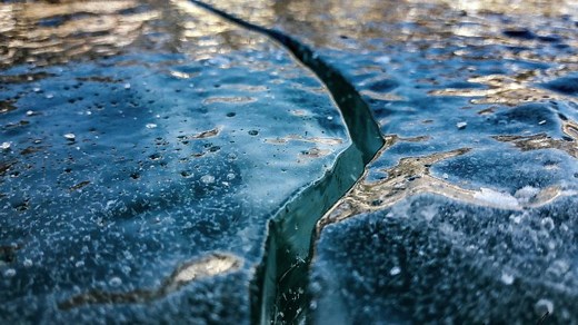 What is a frost quake and where do they occur?