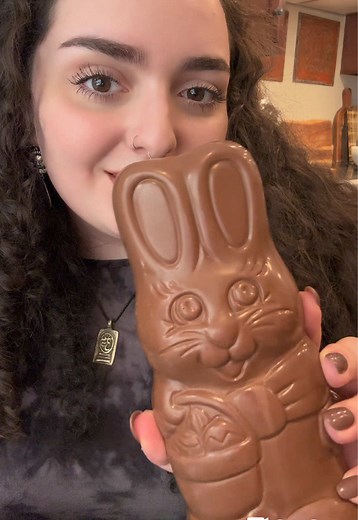 1lb Reese’s Chocolate Bunny Taste Test