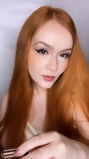 What’s better than Valentines chocolates? Smelling like Valentines chocolates 🍫 🥰 ad @sheglam #sheglam #sheglamwillywonkacollection