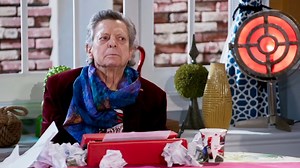 La nueva temporada de #Vecinos nos traerá nuevos invitados, buenas noticias para algunos, enojos para otros y uno que otro apodo para Pedrito; y, por fin conoceremos al abuelo y primas del cabeza de papita adobada. Tenemos una cita el domingo 3 de julio a las 7:30 p. m. MEX por #LasEstrellas #DistritoComedia | Distrito Comedia