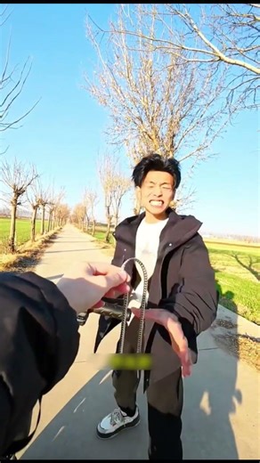 He Stopped the Scooter Instantly After This 😳#ScooterPrank #CouplePrankVideo #FunnyPain #Reels