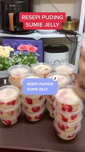 Puding sumie jelly untuk jamuan raya kat sekolah anak.. #pudingsumijelly #pudingjelly #pudingsumie#myfoodie #julianawhib