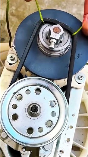 Belt installation and alignment process #machinery #maintenance