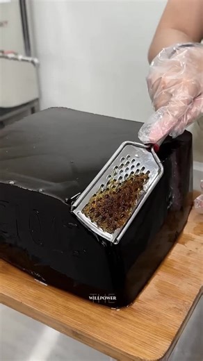 Places you must visit before leaving this world! ✨ 🗽 Christmas in New York 🇺🇸 🌌 The northern lights in Norway 🇳🇴 🏝️ Sunset in the beaches of Bali 🇮🇩 🏰 Autumn in Edinburgh, Scotland 🇬🇧 🏔️ Winter in the Swiss Alps 🇨🇭 🦓 Safari in Kenya 🇰🇪 🎎 Cherry Blossom Season in Japan 🇯🇵 🌊 Whale watching in Iceland 🇮🇸 🛥️ Summer on the French Riviera 🇫🇷 🐉 The Great Wall of China 🇨🇳 🌵 The Sahara Desert 🇲🇦 🛶 Floating markets in Bangkok 🇹🇭 🌷 Tulip fields in the Netherlands 🇳🇱 �