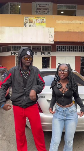 DC: ME @AMALIA🥹🌸 #mugagotmoves #tiktokkenya🇰🇪