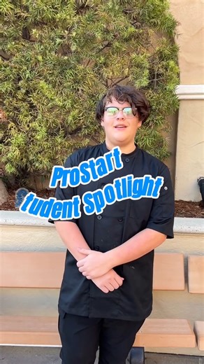The skills that ProStart students build go far beyond the classroom and the kitchen. 👩‍🍳 From teamwork to time management, they’re gaining the tools they can use in all aspects of life! 📸: California Restaurant Foundation | ProStart Program