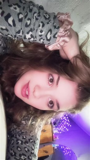 Willow (@yellow.willow.tree)’s videos with Geek'd (feat. Lil Baby) - Bhad Bhabie