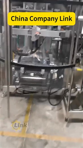 Continuous and stable liquid packaging machine, suitable for automatic filling and packaging of free-flowing liquids such as drinking water, fruit juice, functional beverages, and seasoning liquids. #liquidpackingmachine #milkpackingmachine #juicepackingmachine #waterpackagingmachine #watersachetpackingmachine #drink #Foodliquidpackagingmachine #Automaticliquidpackagingmachine | Link packing machine company