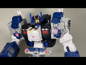 Transformers Legacy Titan Class Cybertron Universe Metroplex Review