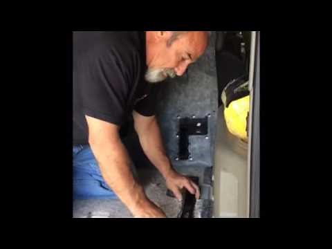 Cerullo H2 Hummer 3rd Row Seat Install