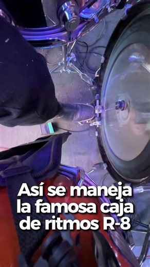 Roland R-8: La Emblemática Caja de Ritmos que Refuerza el Sonido