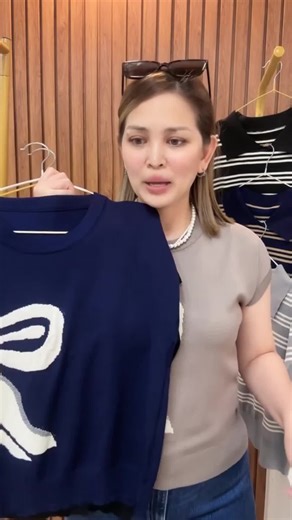 Korean Knitted Big Ribbon Design Women Top Fashion