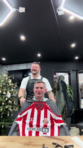 Fun Barber Pranks Geordie Clients with Sunderland Shirt