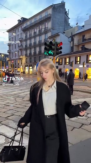 Meet Elina: A Rising Model in South Korea