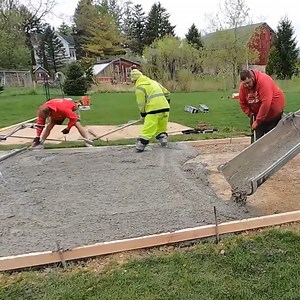 Easy Money! Doing the concrete pour right! | Victory Outdoor Services