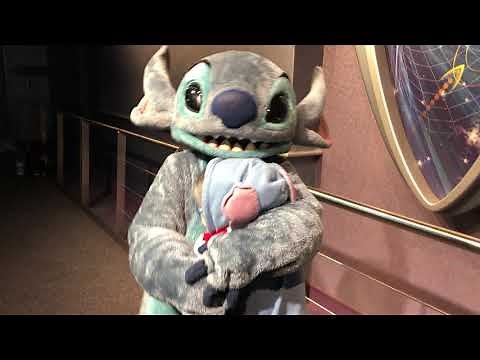 Walt Disney World Stitch Meet and Greet 2017 - Tomorrowland