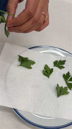 4 Genius Microwave Hacks That Will Save You Time & Stress In The Kitchen