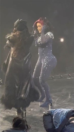 Cardi B & Kehlani Performing “ SAFE “ Live at Night 2 in Los Angeles, CA 🎤