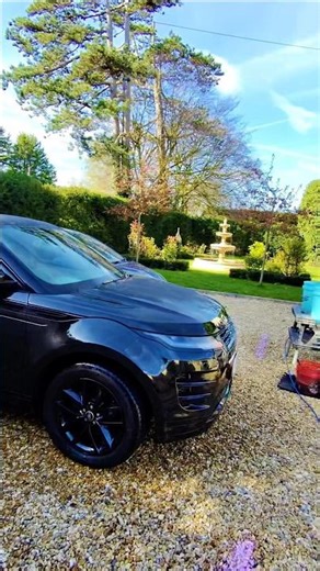 How do you Wash a Range Rover🤔#asmr #cardetailing #satisfying