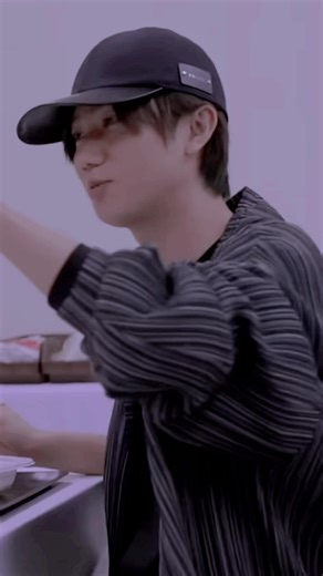 阿部亮平の多彩なパフォーマンスの裏側