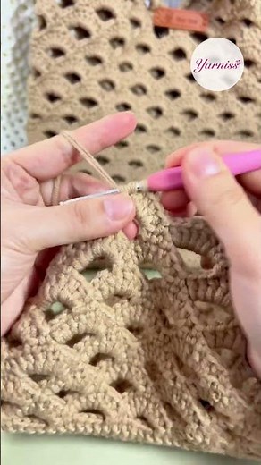 🧶✨ Crochet Shell Stitch Pattern — Soft, Elegant Texture Tutorial 🤎
