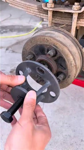 Easy Tricycle Wheel Hub Removal Tool Guide