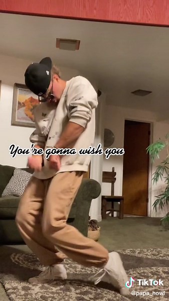 Papa (@papa_howl)’s videos with original sound - Gvaudio