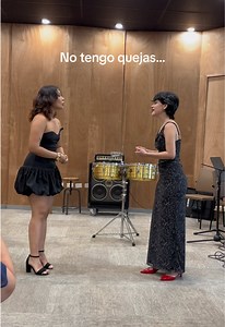 Lakmé y Mallika: escena de ópera con errores y humor (clip 3 min)