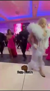 11K views · 1.6K reactions | L’extrait du prochain générique du groupe Fvicteam dévoilé lors du concert live à Paris La Défense Arena connaît un succès fou | Les stars congolaises-DRC | Facebook