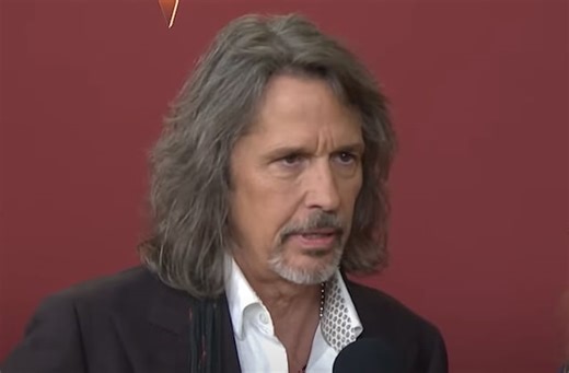 KELLY HANSEN On Decision To Leave FOREIGNER: 'It's Time For Me To Do Other Things In My Life While I Still Can'