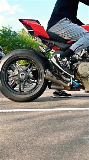 GoPro Wireless Mic Ducati Streetfighter V4