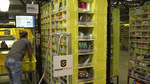 Amazon Warehouse Order Picking Robots
