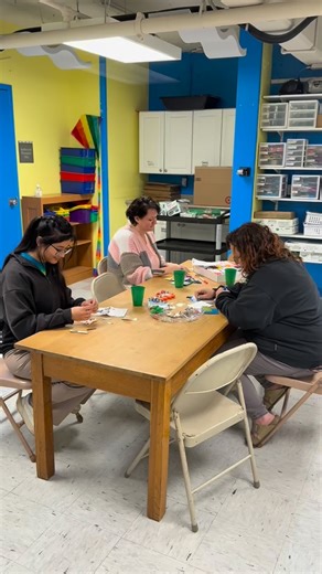 You’re never too old to do crafts! 😆 Join us next week for our FREE event, Craft Before Noon! Have fun while helping us use up our odds and end supplies. No RSVP needed. 🗓 Tuesday, December 30th ⏰ 9:00 am-12:00 pm 📍 Hastings Museum 🔗 hastingsmuseum.org/event/craft-before-noon | Hastings Museum