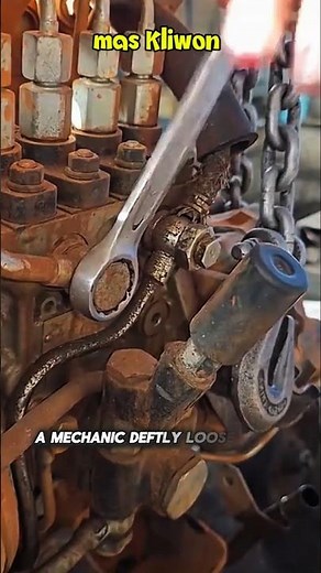 How to Properly Bleed Air from a Diesel Injection Pump#shorts #mechanic #satisfying #working #fyp