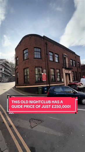 Originally this property was listed for £800,000 but it failed to sell and has been to auction multiple times and now it has a guide price of only £250,000! #greendevelopments #property #auction #buytolet #project #renovationproject #airbnb