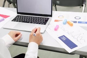 西院コワーキング時間貸店アクセス＆設備＆利用料金