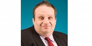 GM Benjamin Finegold announces his new book: "Whose turn is it?"