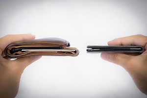 This ultra-thin Japanese wallet lasts at least a decade while staying slimmer than an iPhone 6! - Yanko Design