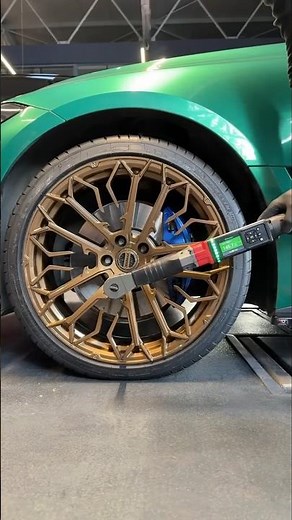 How to Tighten Car Wheel Nuts the Right Way. #wheelnuts #shorts #torquewrench