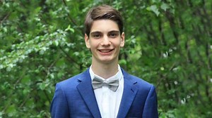 64K views · 420 reactions | Publicité choc pour prévenir le suicide. - reportage de Jean-François Desbiens. Pour plus de nouvelles, rendez-vous au: https://www.tvanouvelles.ca/regional/tva-sherbrooke | TVA Sherbrooke | Facebook