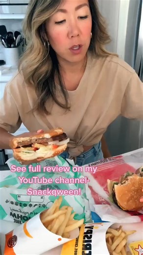 Burger King vs Carl’s Jr Fast Food Wars: A Mukbang Showdown