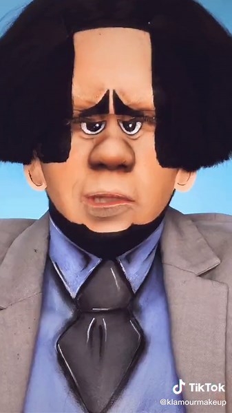 Transforming Into The Lorax: Makeup Tutorial