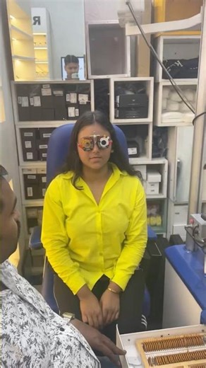 Aaj mera professional eye test hua or chashma laga #shorts #minivlog #eyetest