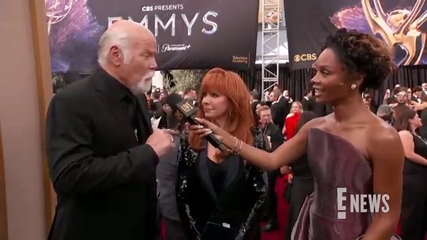 Reba McEntire, Little Big Town Honor Golden Girls at 2025 Emmys | E! News