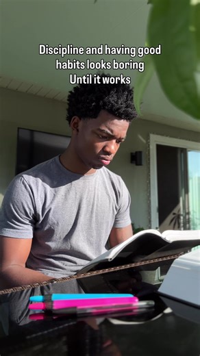 As your dreams get bigger your discipline becomes stronger… Well at least for me! And it’s crazy because I didn’t start having this much discipline until I started helping people monetize their social media using digital products! It truly changed my life and I thank God for allowing me to do this! Anyone can do it and you can start with 📲Just your phone 🚫Social media w/ Zero followers 🛜WiFi ⏰ and 2-5 hours per day In a era where people are afraid to try things that are simple and where you c