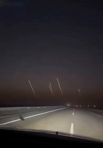🚨🇯🇴🇮🇷🇺🇸 JORDAN INTERCEPTS 49 DRONES, MISSILES IN MIDDLE OF IRAN RETALIATIONJordan’s army said it intercepted 49 incoming drones and missiles, including 13 ballistic missiles, as Iran launched retaliatory strikes following U.S.-Israel attacks on Iranian targets.The military said material damage was reported, but no casualties so far.Source: Al Jazeera