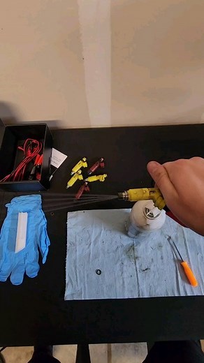 Mitchell on Instagram: "Testing the autool injector pulse generator #cars #fuel #fuelinjector #tools"