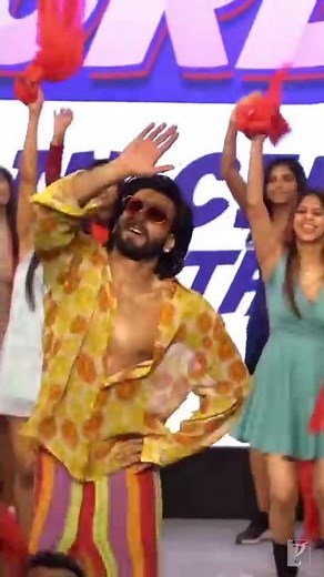 Dhamakedaar song launch of Firecracker 🔥 | Jayeshbhai Jordaar | Ranveer Singh | #yrfshorts